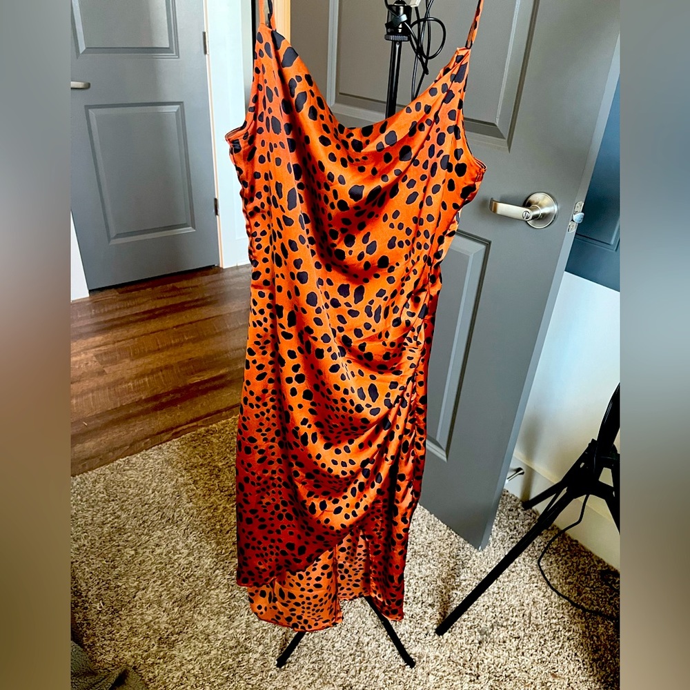 Le Lis Dress